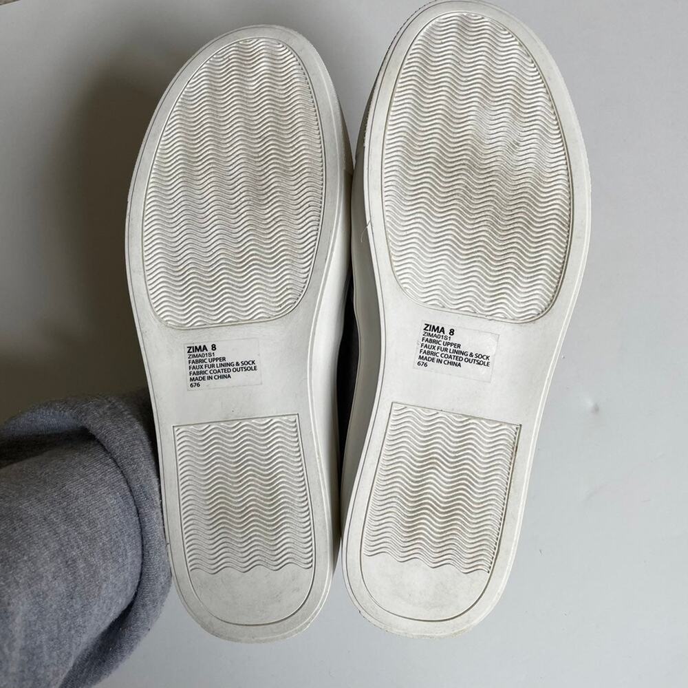 Steve Madden Grey Faux Suede Fleece Lined Slip On Zima Sneaker - Picture 3 of 7